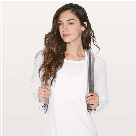 EUC Lululemon City Adventurer Backpack *17L Dark Chrome - Picture 5 of 16